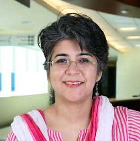 استشارة الدكتور رشمي تانيجا أفضل جراح التجميل الإناث فورتيس دلهي الهند